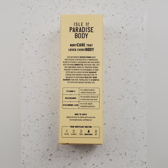 Isle of Paradise Trial Size Moisturizer - Picture 4 of 4
